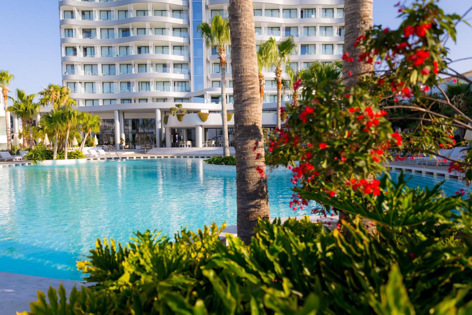 Radisson Beach Resort Larnaca Lárnaca Exterior foto