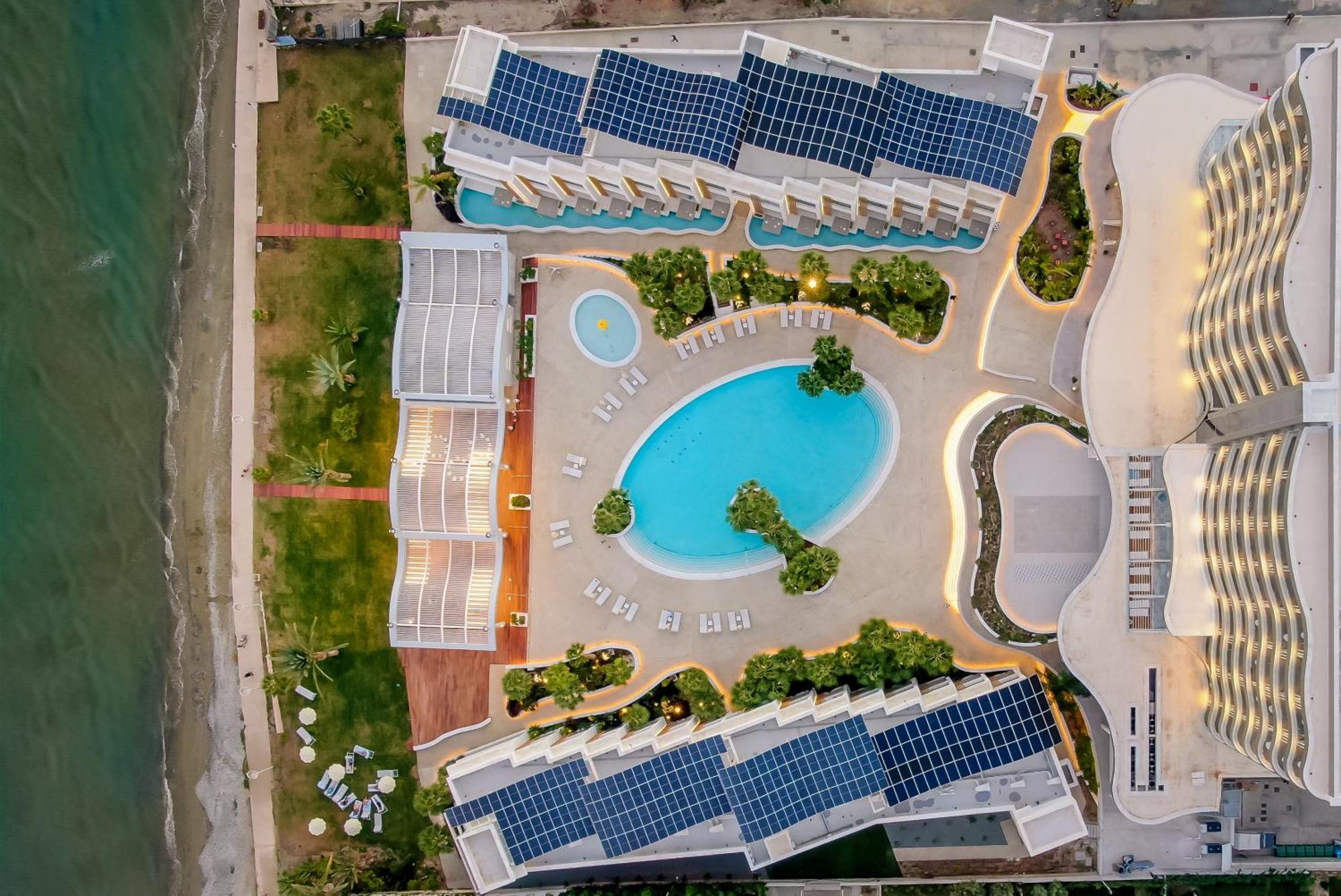 Radisson Beach Resort Larnaca Lárnaca Exterior foto