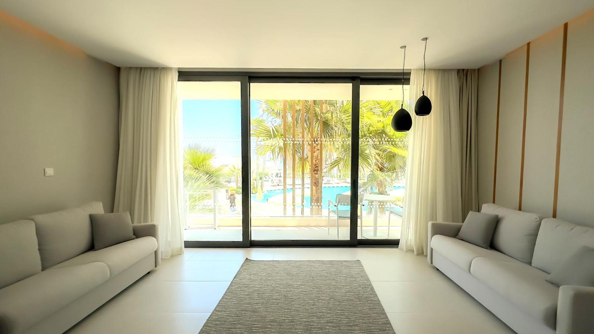 Radisson Beach Resort Larnaca Lárnaca Exterior foto